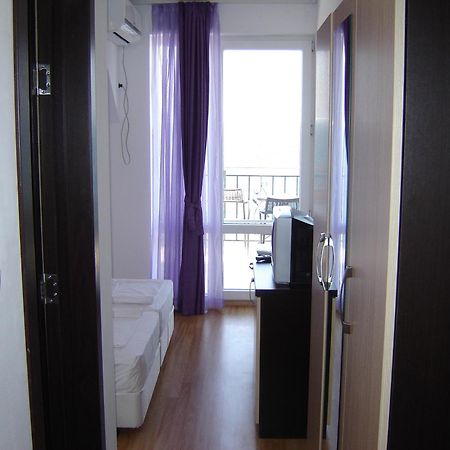 Villa Lazuren Bryag 2 チェルノモレツ 部屋 写真