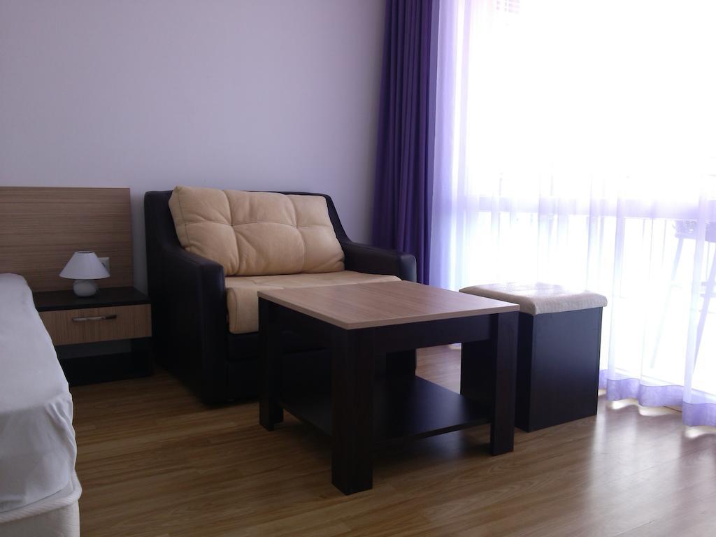 Villa Lazuren Bryag 2 チェルノモレツ 部屋 写真