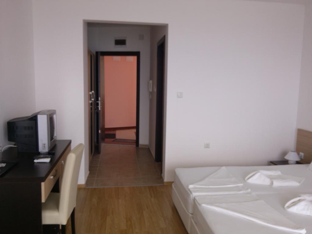 Villa Lazuren Bryag 2 チェルノモレツ 部屋 写真