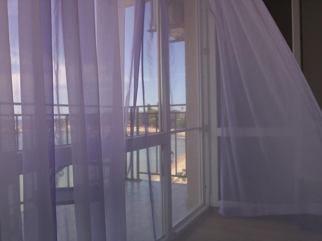 Villa Lazuren Bryag 2 チェルノモレツ 部屋 写真