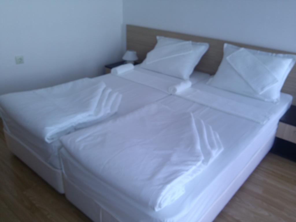 Villa Lazuren Bryag 2 チェルノモレツ 部屋 写真