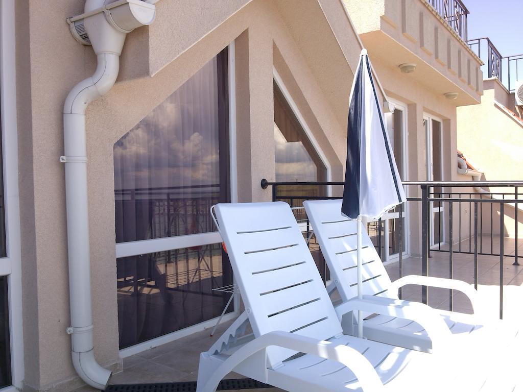 Villa Lazuren Bryag 2 チェルノモレツ 部屋 写真