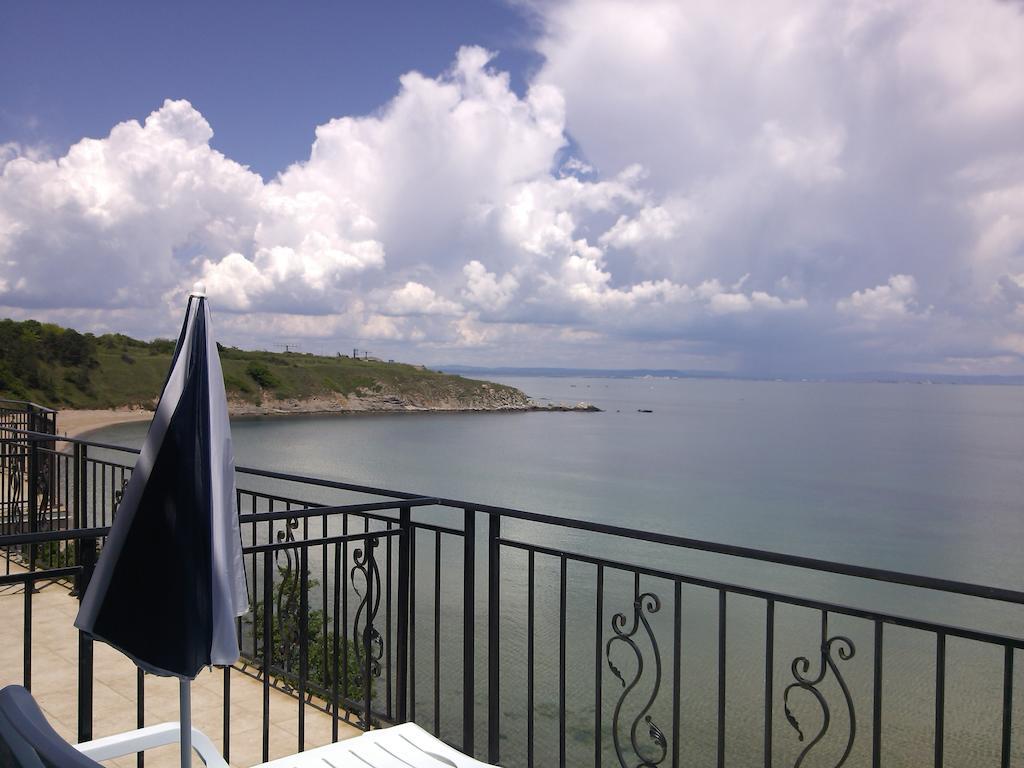 Villa Lazuren Bryag 2 チェルノモレツ 部屋 写真